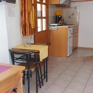 επισκεφθείτε το ξενοδοχείο